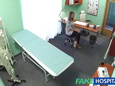 Busty brunette shagged ਅਸਲ ਚੰਗਾ