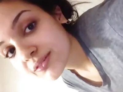 Busty ਸੋਲੋ ਵੈਬਕੈਮ MILF