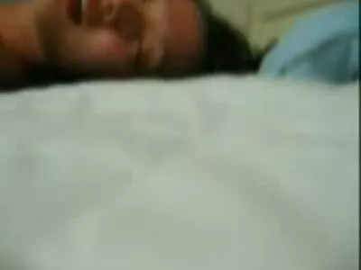 ਝਟਕਾ ਦੇਣਾ ਇੱਕ ਮਜ਼ੇਦਾਰ ਗੁਦਾ fucking ਵਿੱਚ ਕਾਮੁਕ
