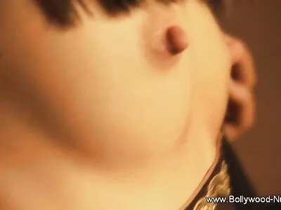 ਪਰੈਟੀ brunette ਪਤਨੀ ਪਤੀ ਅਤੇ ਸ਼ੇਅਰ ਦੇ ਨਾਲ awezone fucking ਸੈਸ਼ਨ ਬਣਾਉਣ
